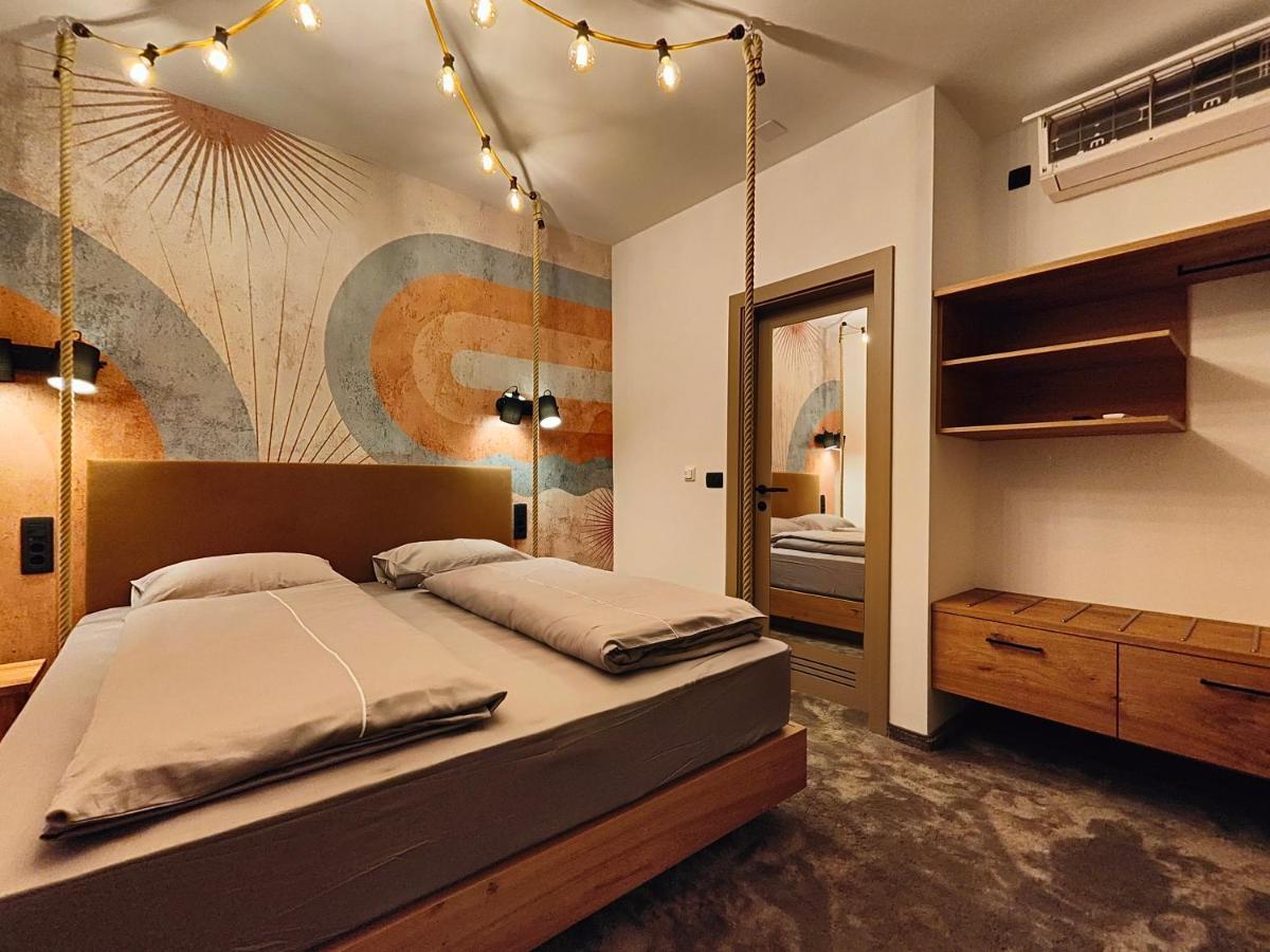 Pula Residence Rooms And Apartments Old City Center Bagian luar foto