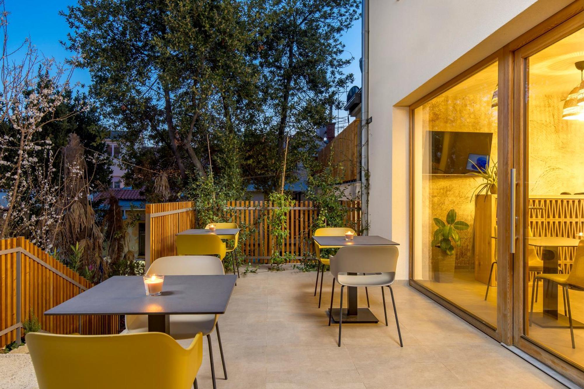 Pula Residence Rooms And Apartments Old City Center Bagian luar foto