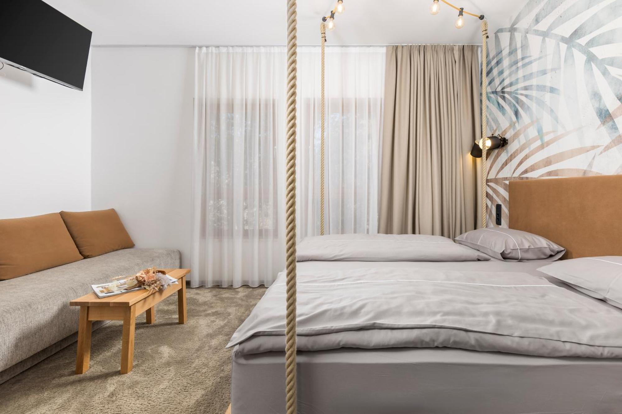 Pula Residence Rooms And Apartments Old City Center Bagian luar foto