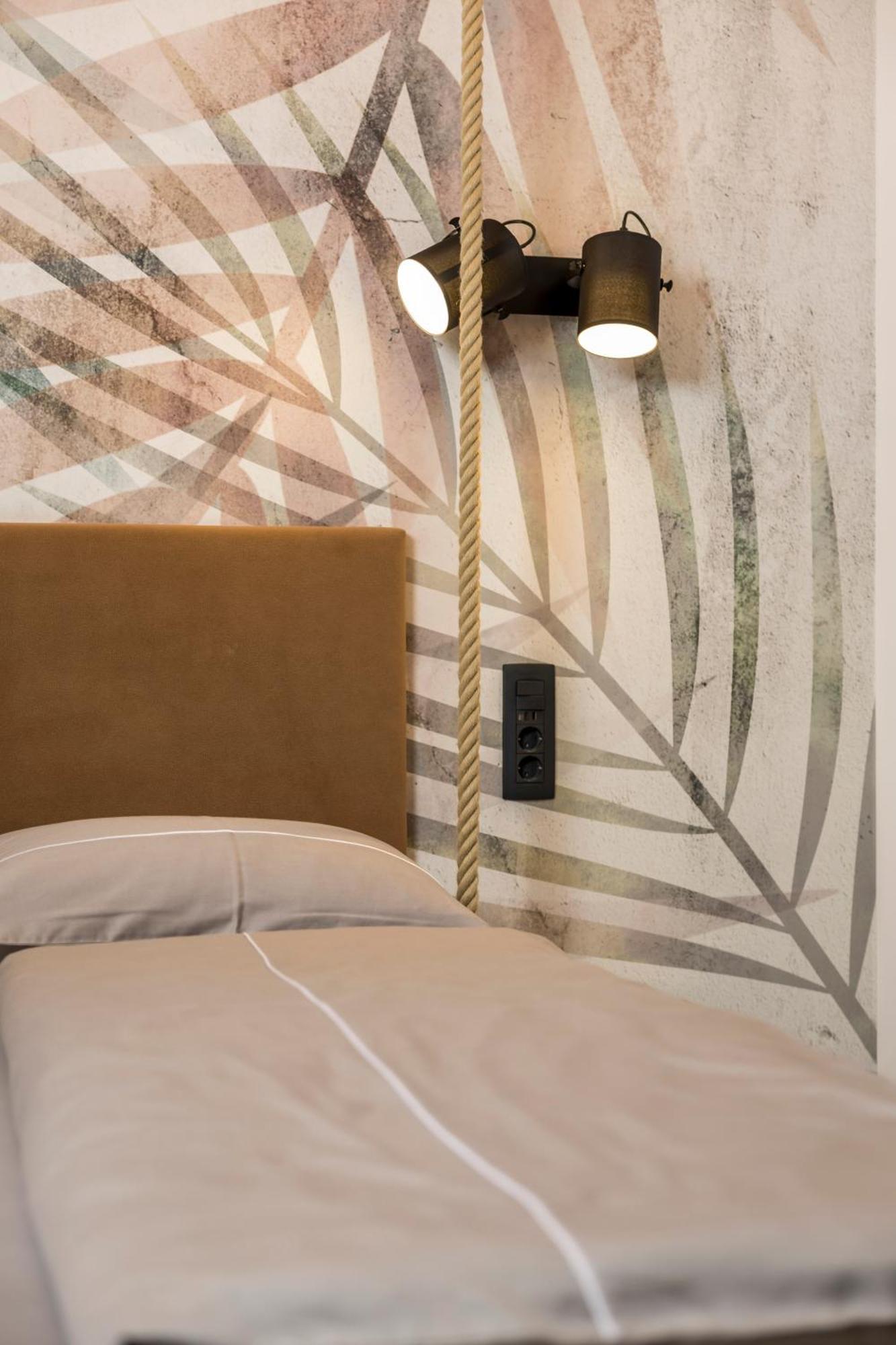 Pula Residence Rooms And Apartments Old City Center Bagian luar foto